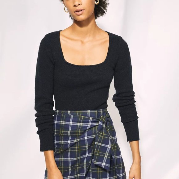 Aritzia Sweaters - Aritzia Wilfred Kirsty Sweater - Black, Square Neck, Size M